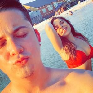 Meet your Posher, Thomas